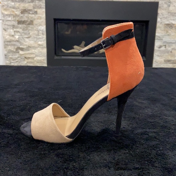 Women’s suede heels - Picture 3 of 7